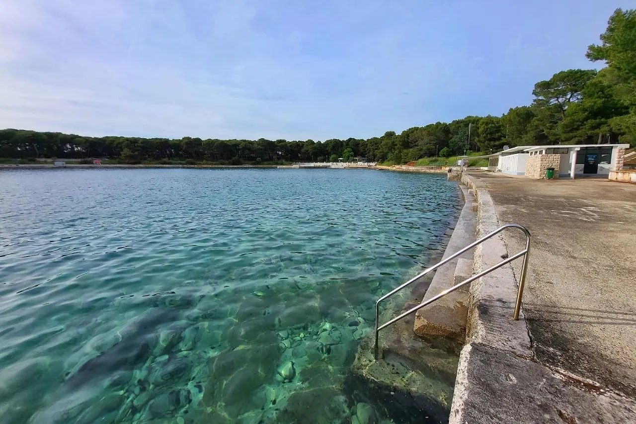 Apartment Luseven - Vacation Apartment Near To Beach And City Pula 0*,  Croatia